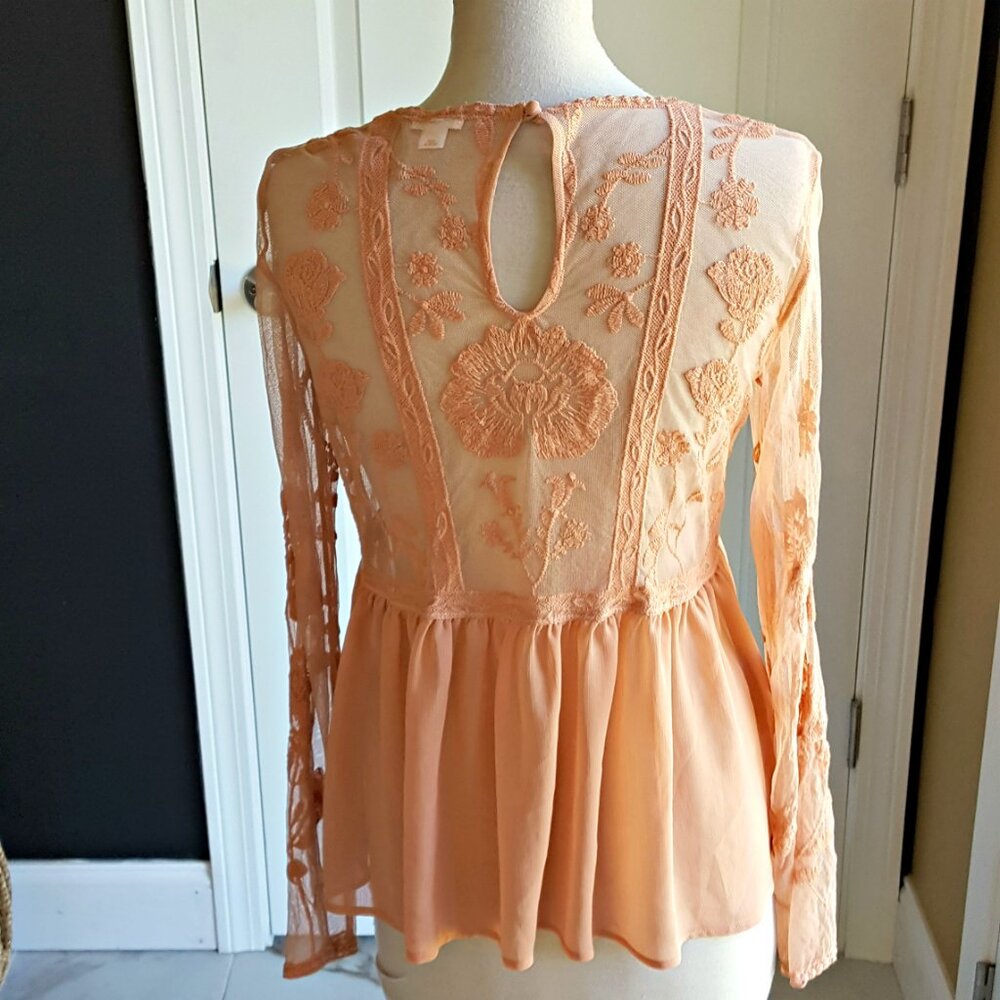NWOT! BOHO Sheer LACE BLOUSE SZ M - Picture 3 of 4